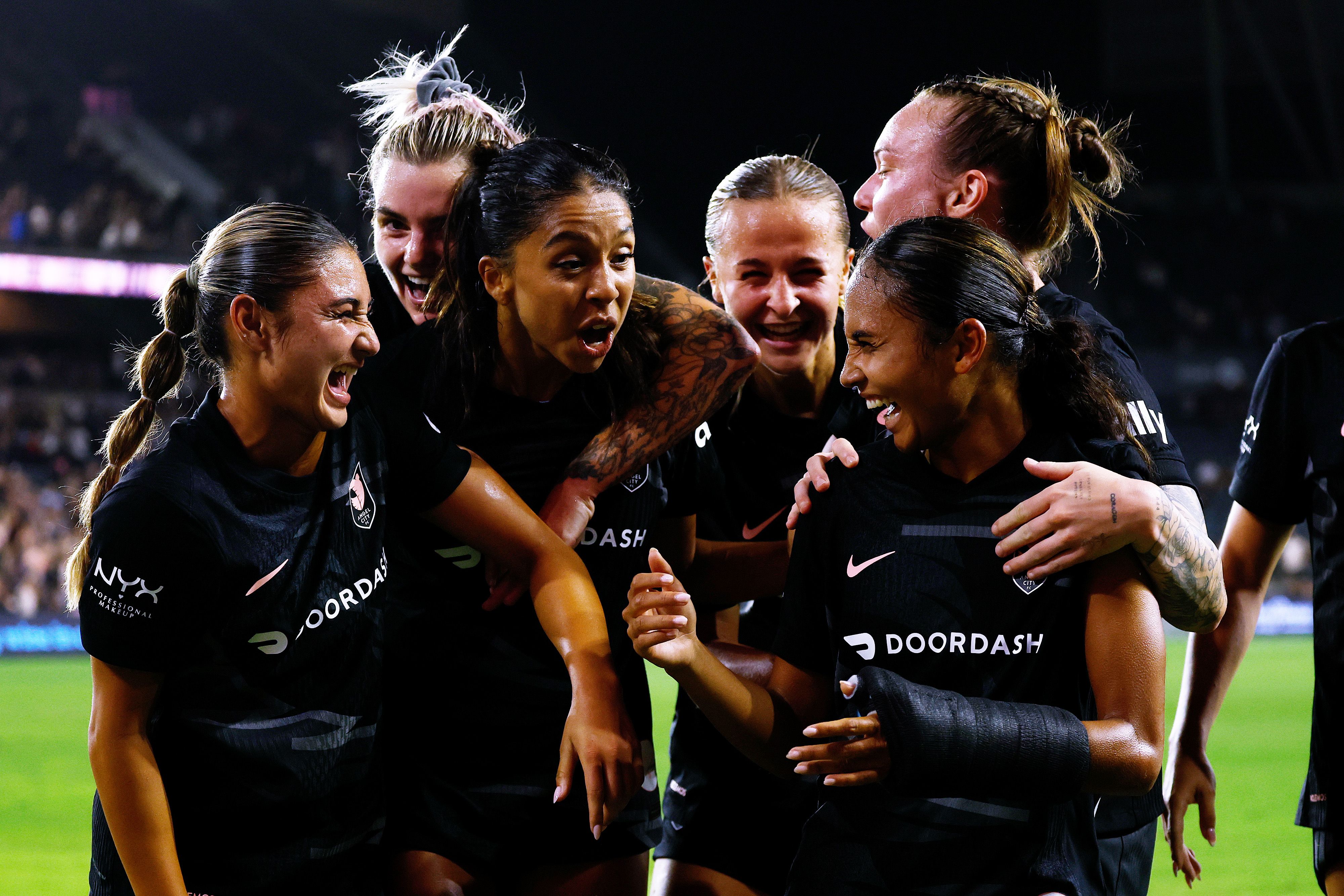 NWSL Power Rankings: Record-breaking weekend for Bay FC, plus scoring mayhem across league shakes up standings