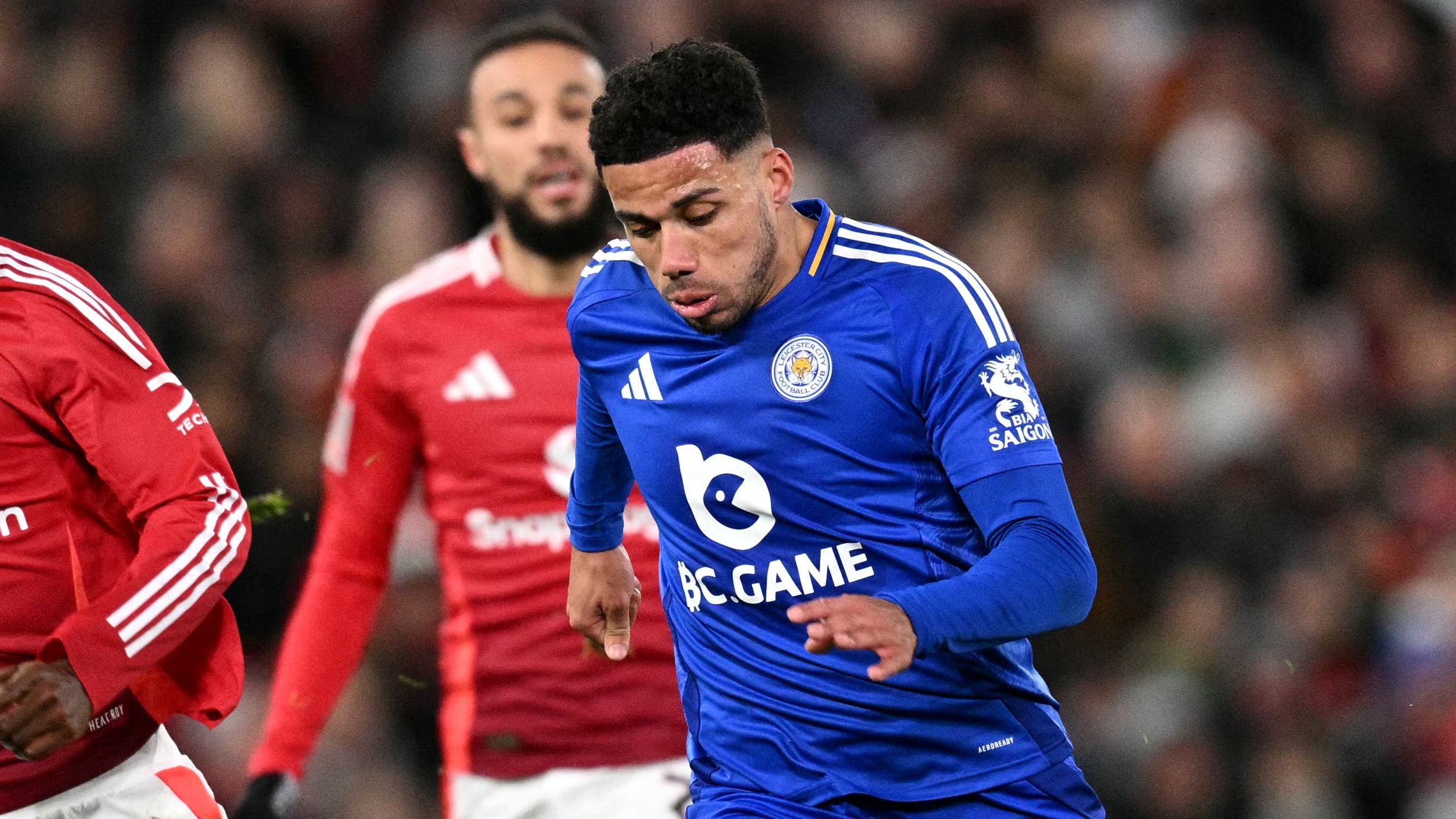 James Justin becomes Leeds' 10th signing of the summer transfer window as Whites bring in Leicester star on four-year deal to bolster defence