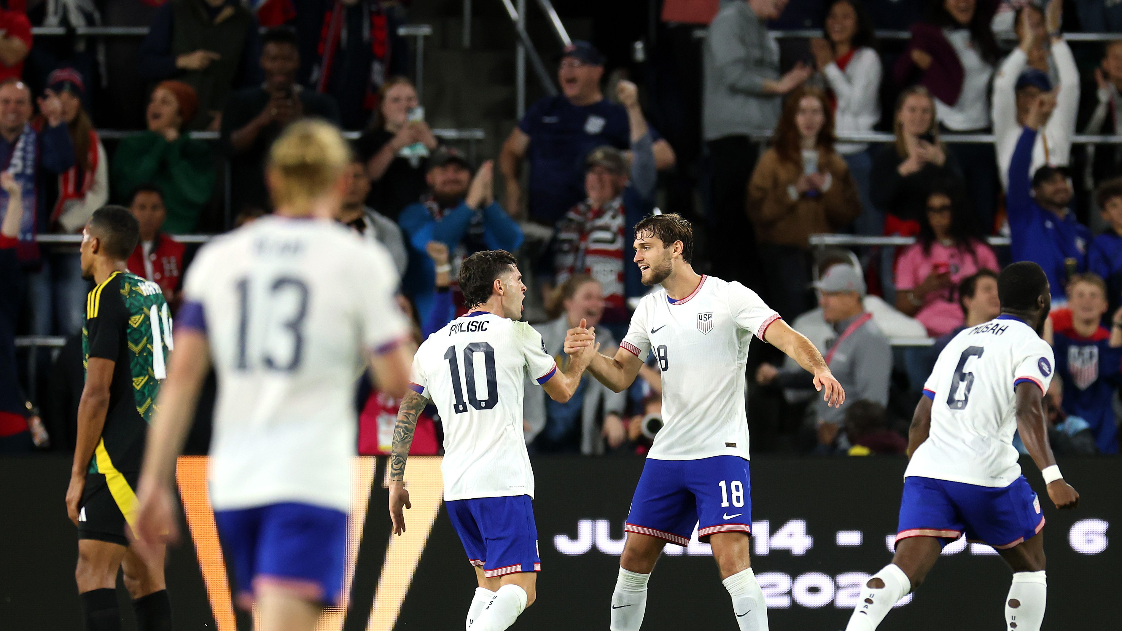 'Lord of the Flies mentality' - Herculez Gomez slams USMNT generation's attitude, points to cultural clash with Mauricio Pochettino