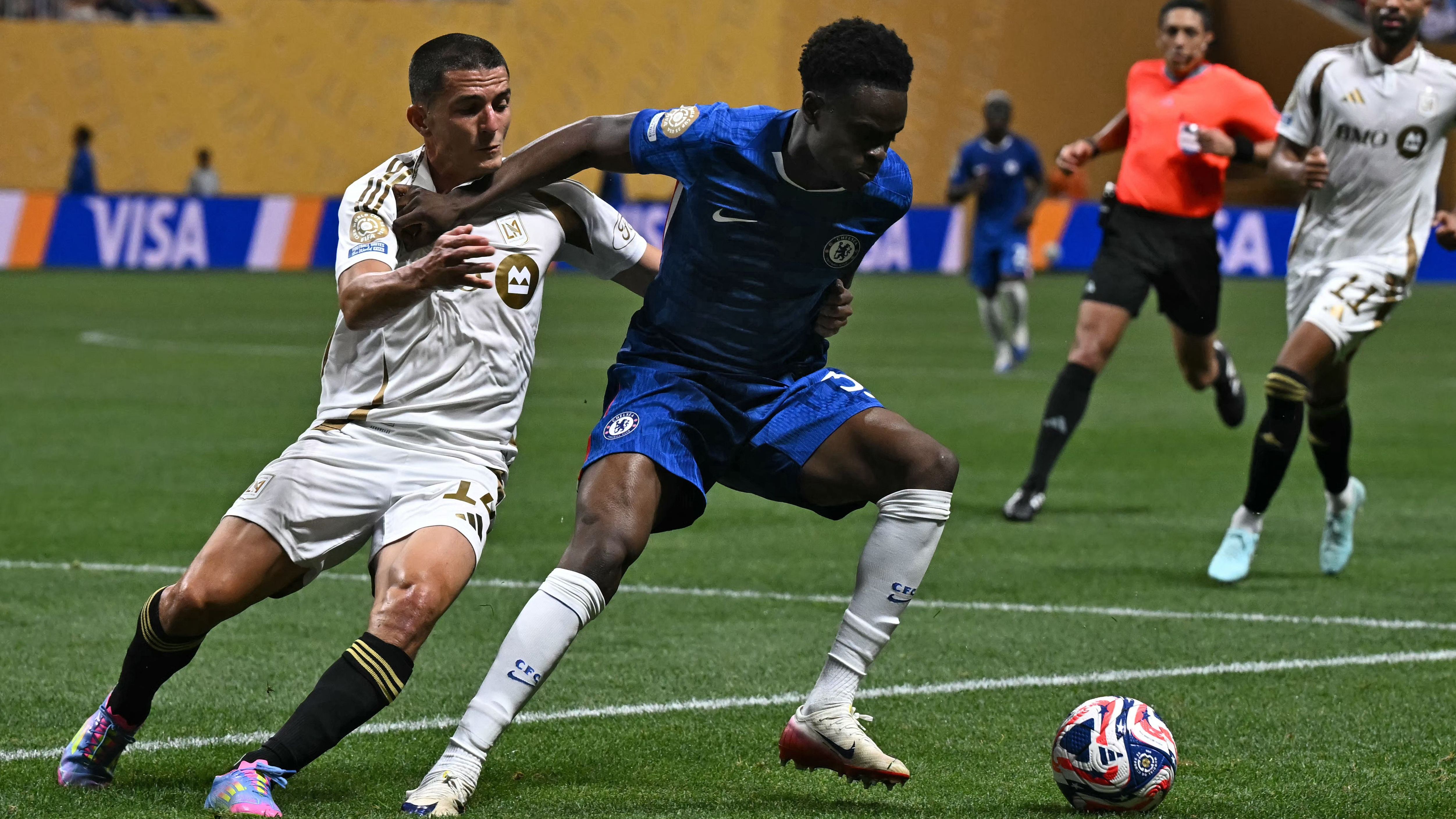 Jadon Sancho dropped? Roma close in on Chelsea's Tyrique George after Man Utd winger fails to respond to offer on time