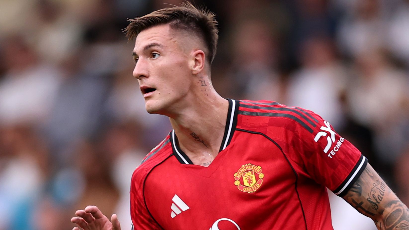 'He's a unit!' - Harry Maguire insists Benjamin Sesko 'will cause a lot of defenders problems' as Man Utd squad gives £74m striker 'full backing' after slow start at Old Trafford