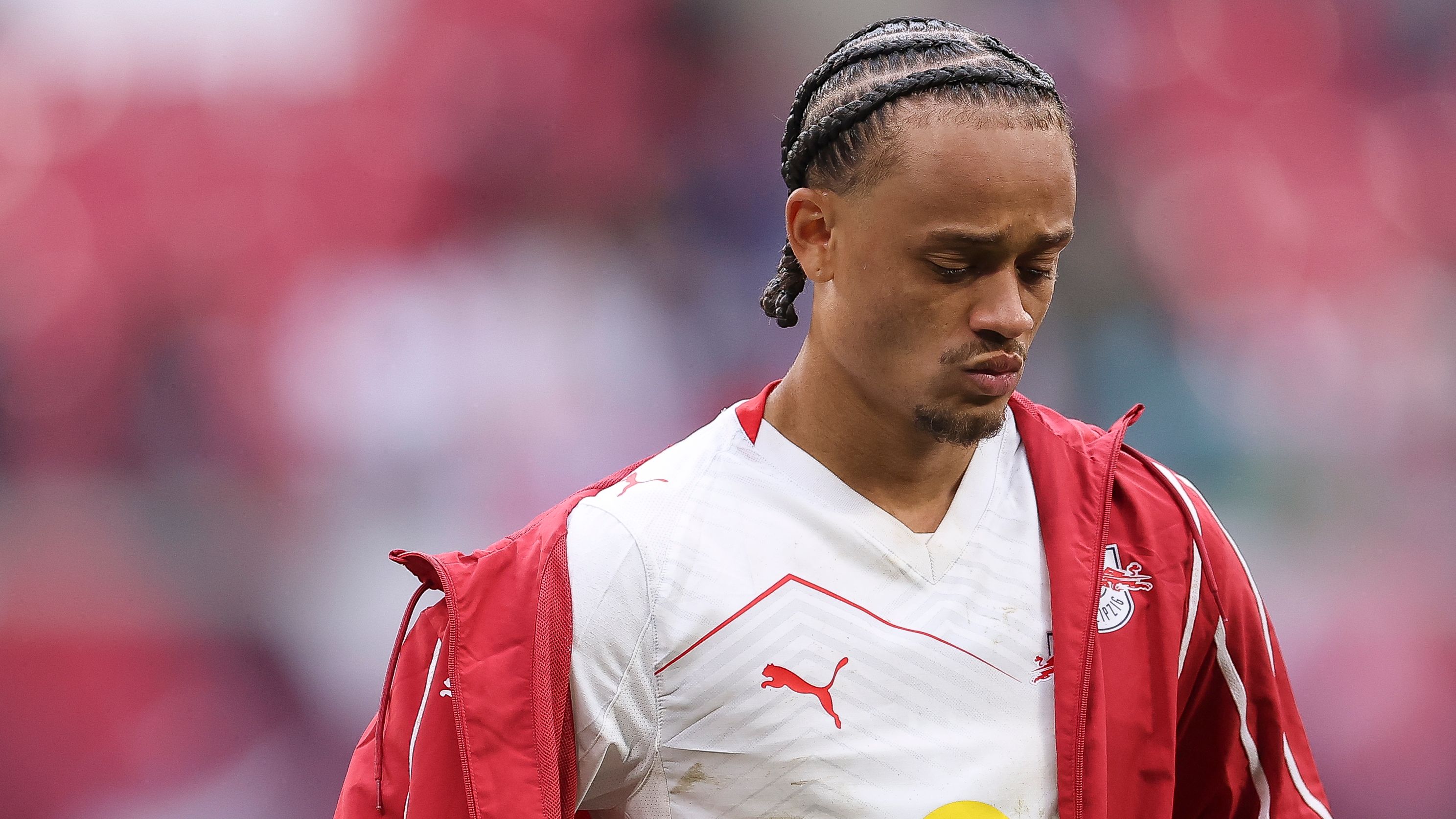 Xavi Simons completes Tottenham medical as Spurs rush ahead of Chelsea to avoid repeat of Willian saga