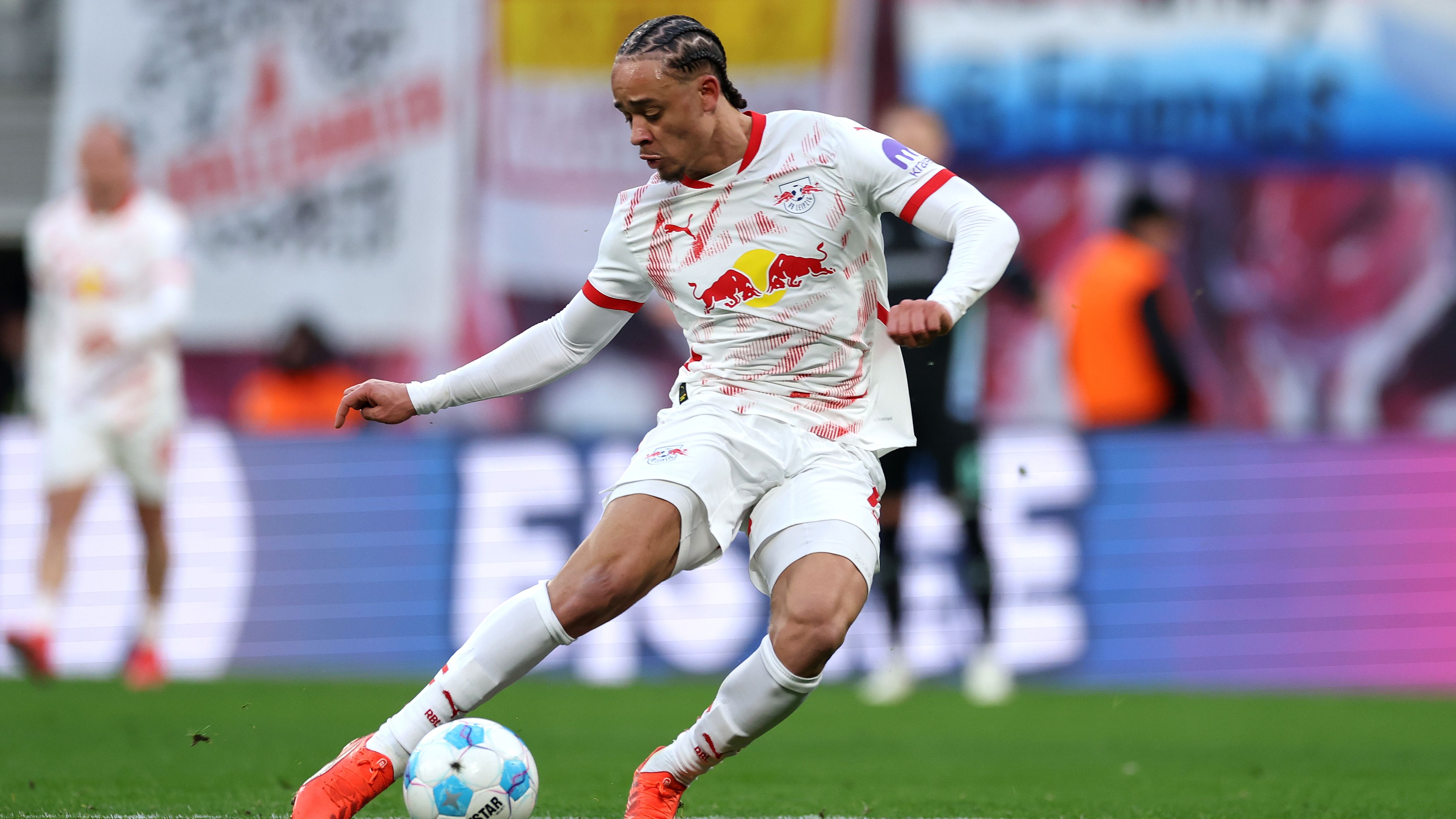 Xavi Simons arrives in London for transfer talks as Tottenham look to beat Chelsea to RB Leipzig star's signing