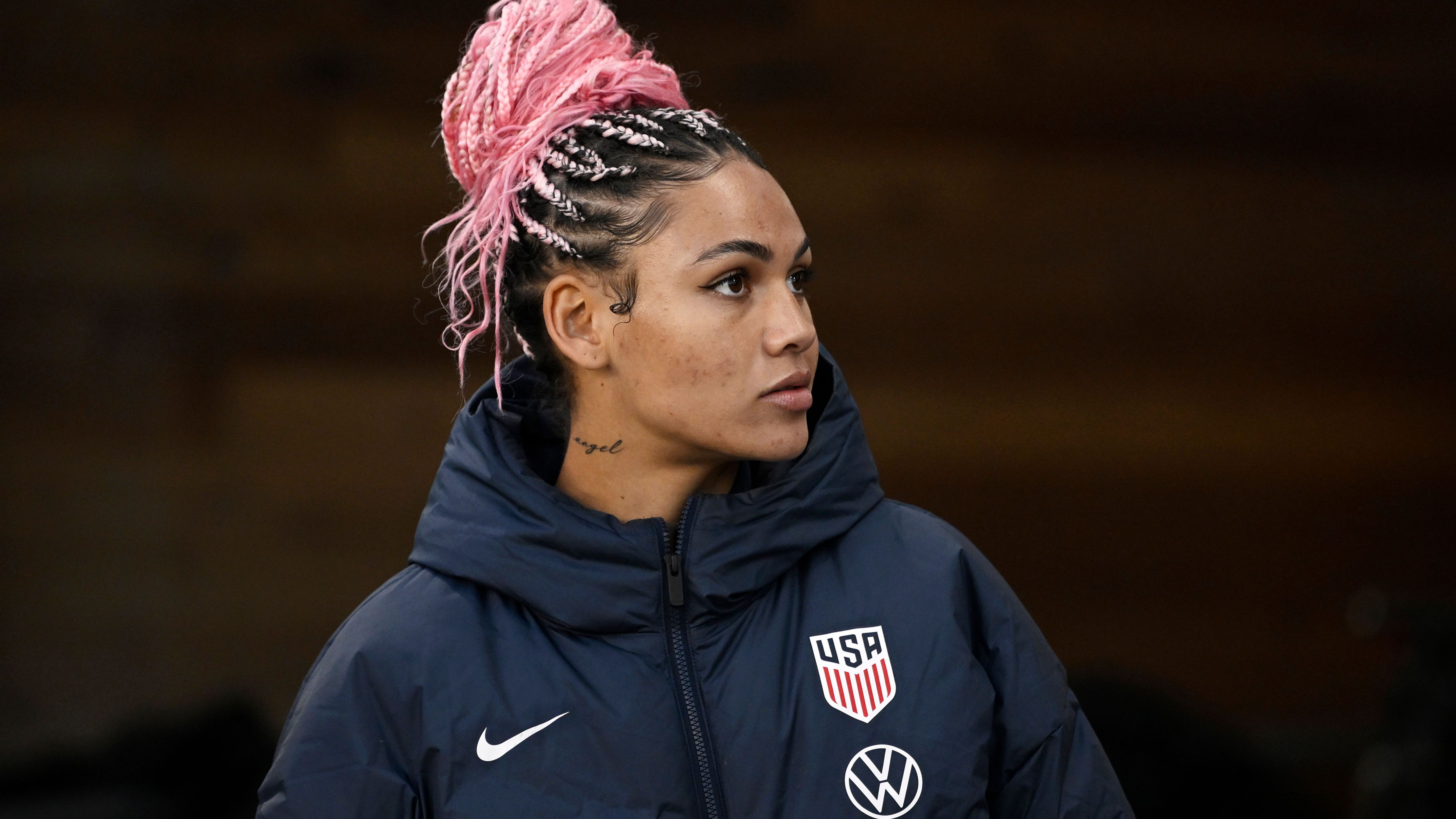 WATCH: USWNT's Trinity Rodman surprises Ben Shelton with question after U.S. Open second round victory