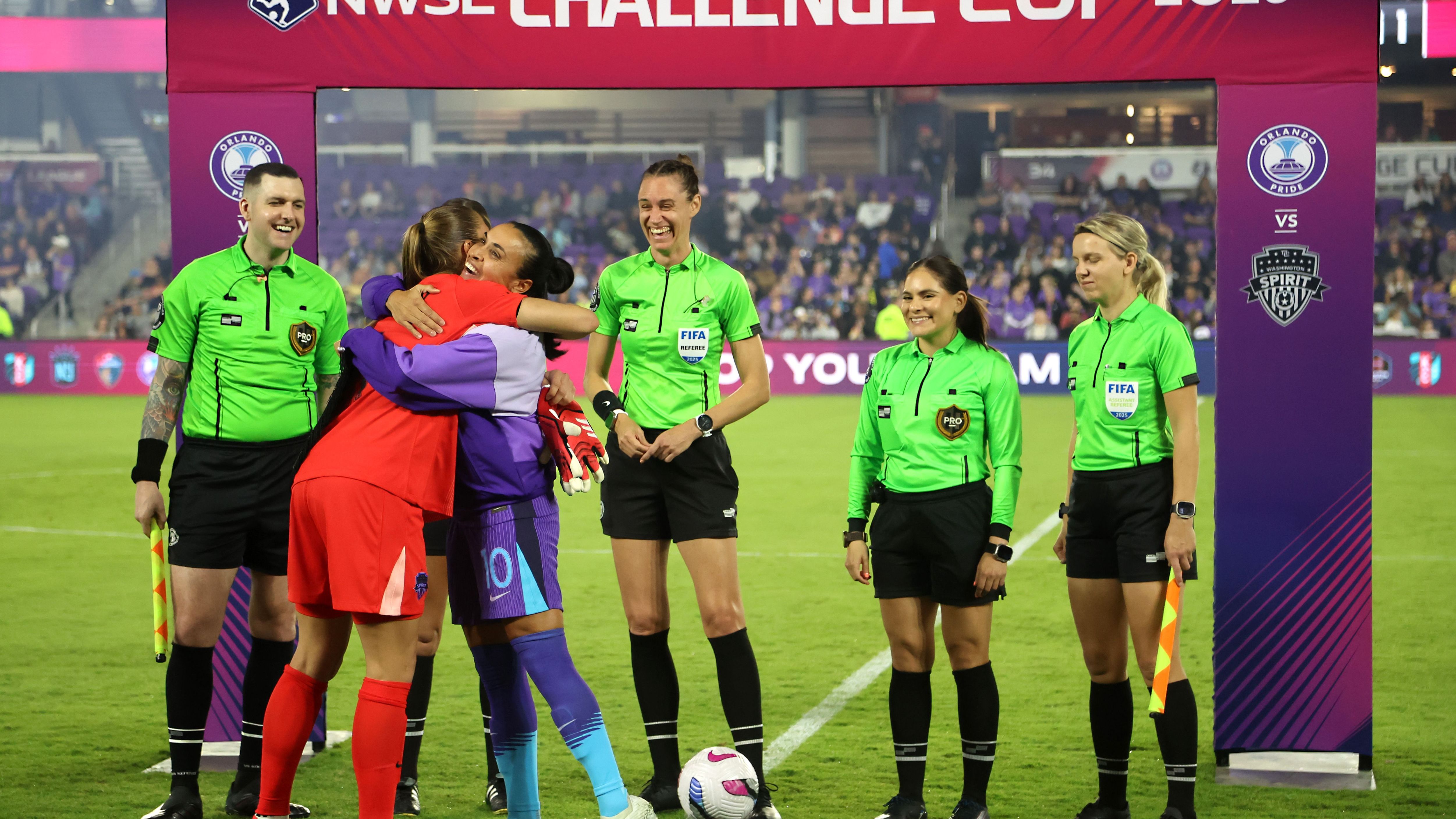 WATCH: USWNT's Trinity Rodman surprises Ben Shelton with question after U.S. Open second round victory
