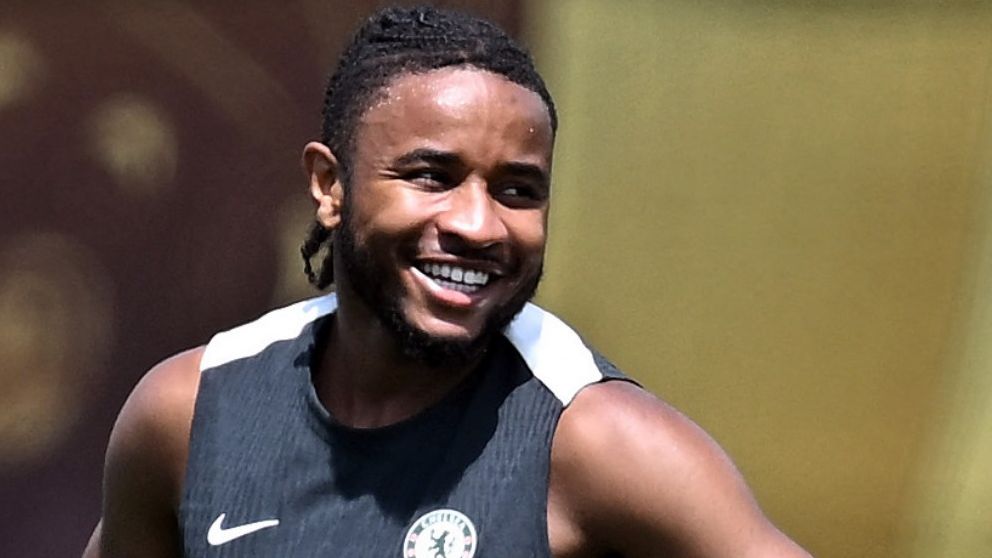 Christopher Nkunku completes AC Milan switch in deal worth €42m as Chelsea recoup sizeable fee for unwanted Frenchman