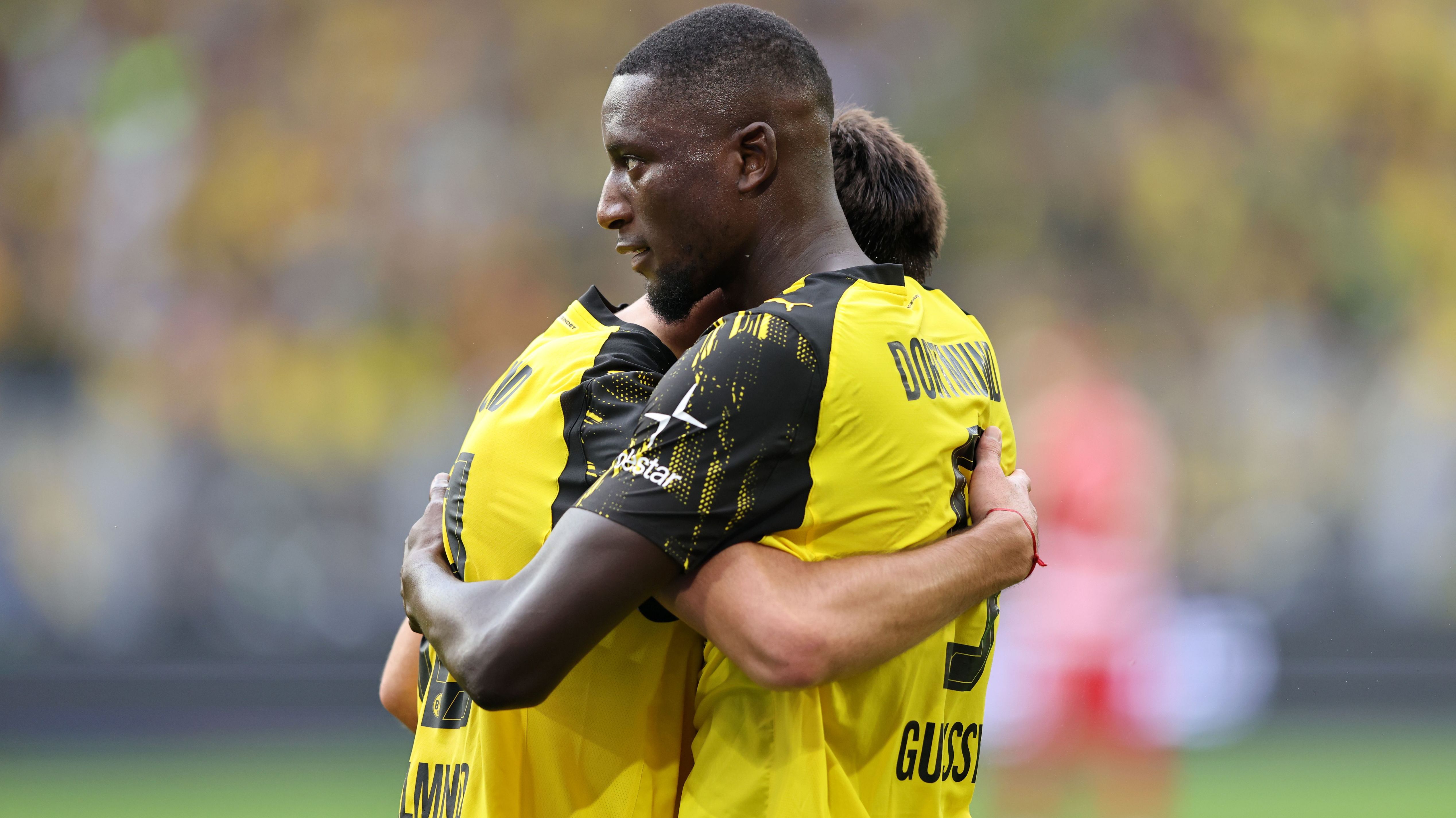 Aaron Anselmino hailed as 'world-class' after impressing Borussia Dortmund coach in first game after transfer from Chelsea