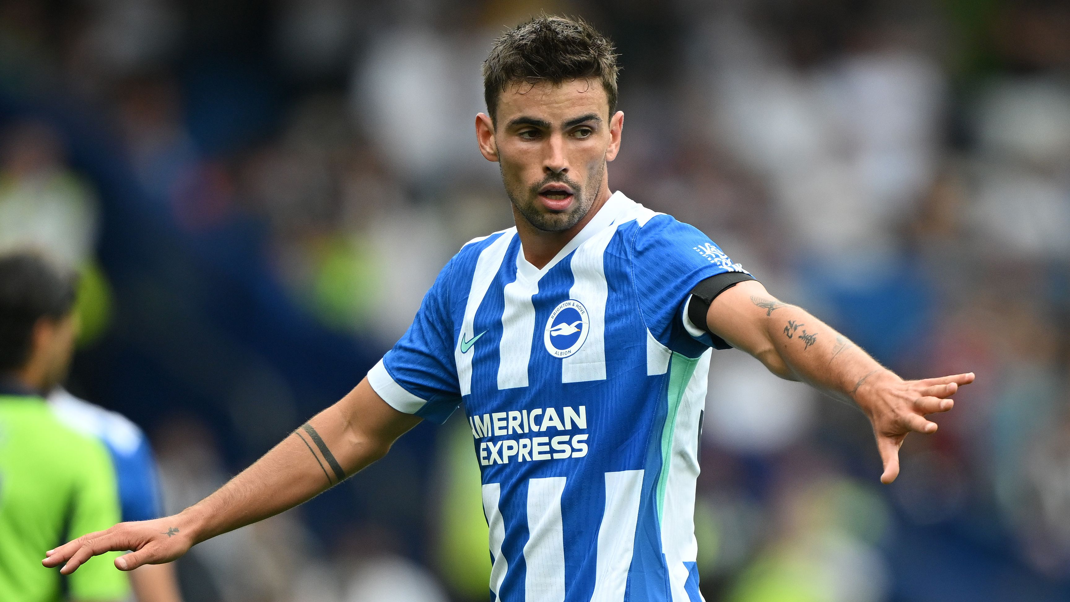 Matt O'Riley set for Marseille transfer as Roberto De Zerbi turns to Brighton man to replace Adrien Rabiot