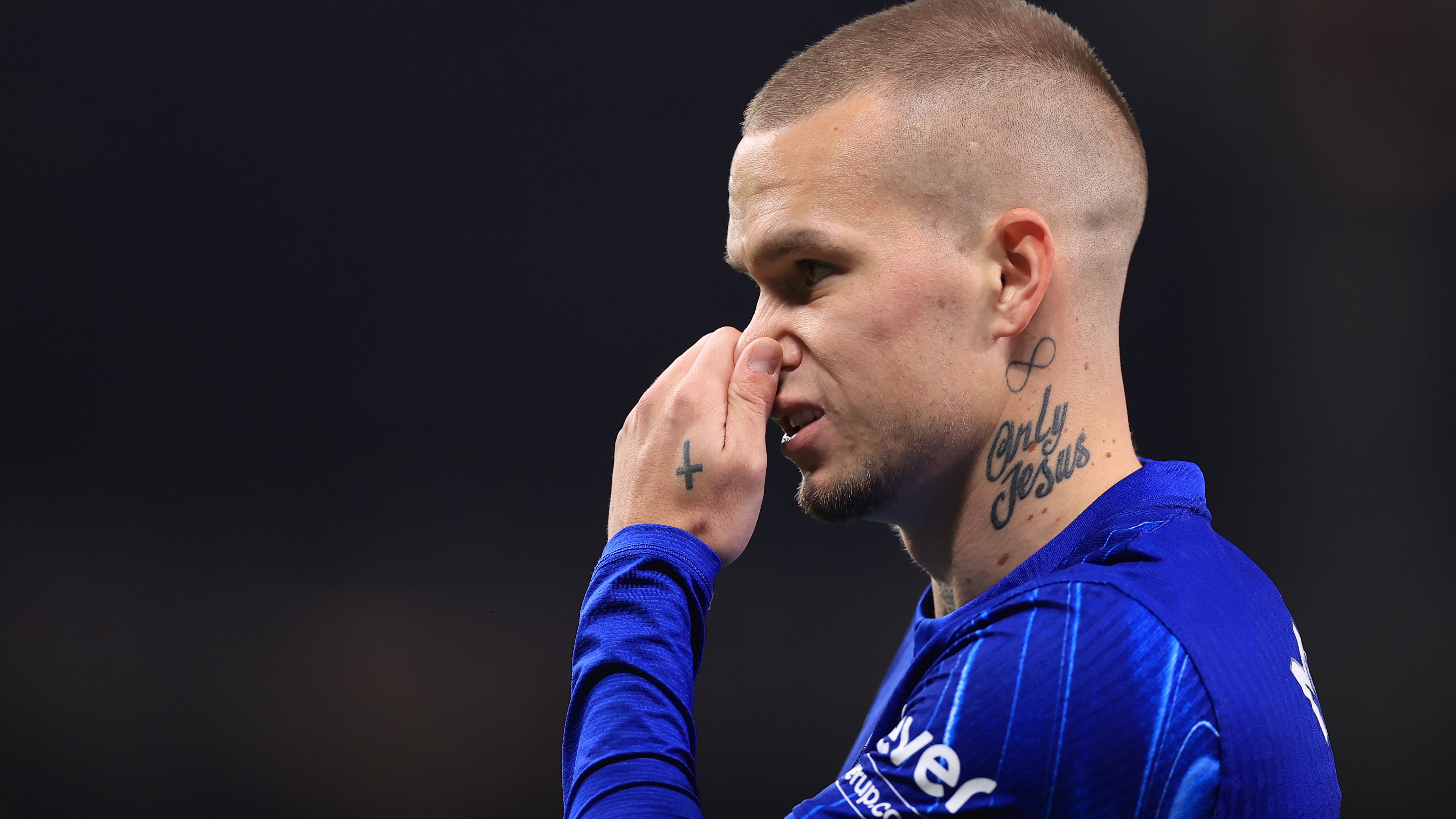 Suspended Chelsea winger Mykhailo Mudryk banned from driving for six months