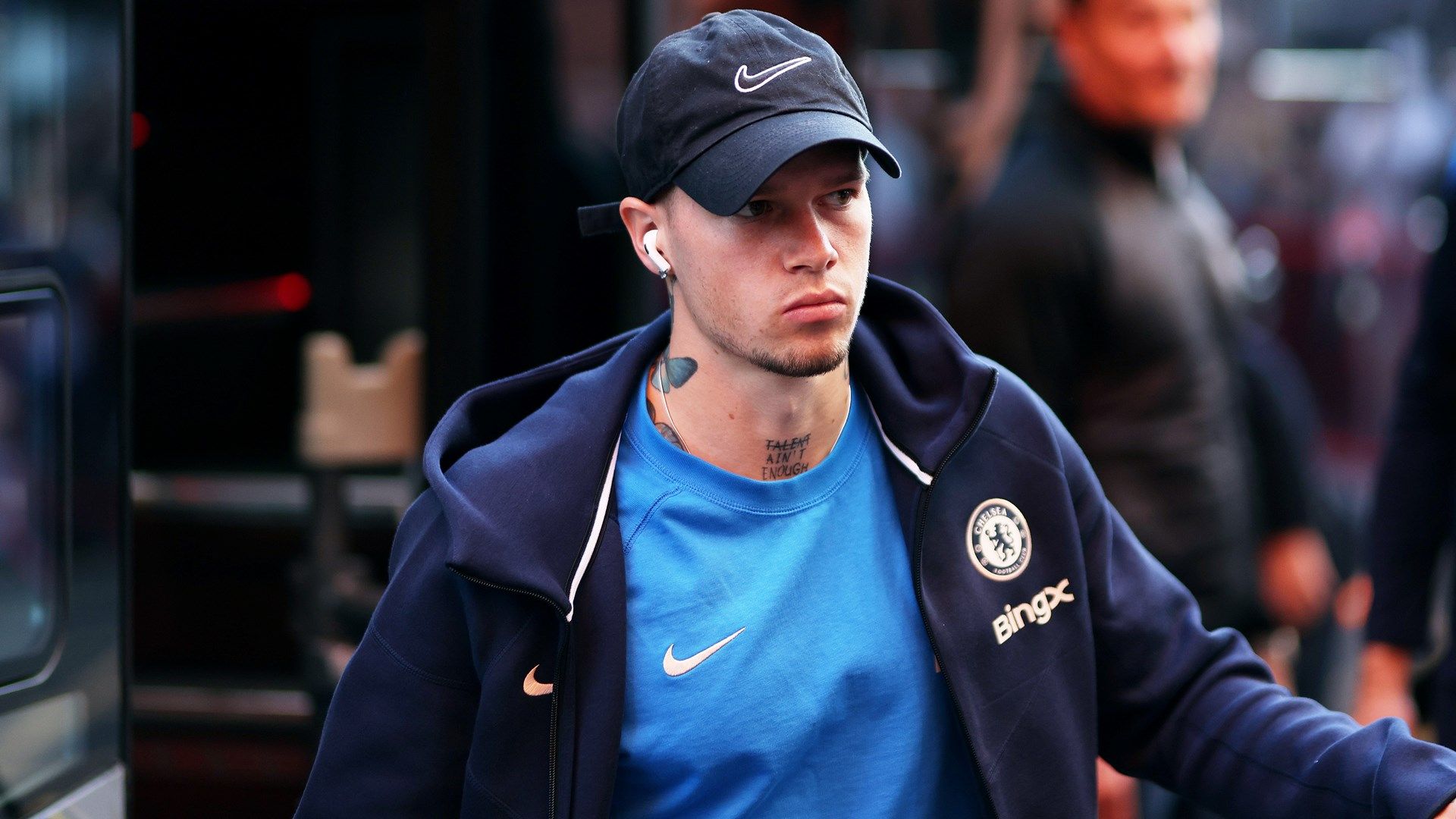 Suspended Chelsea winger Mykhailo Mudryk banned from driving for six months