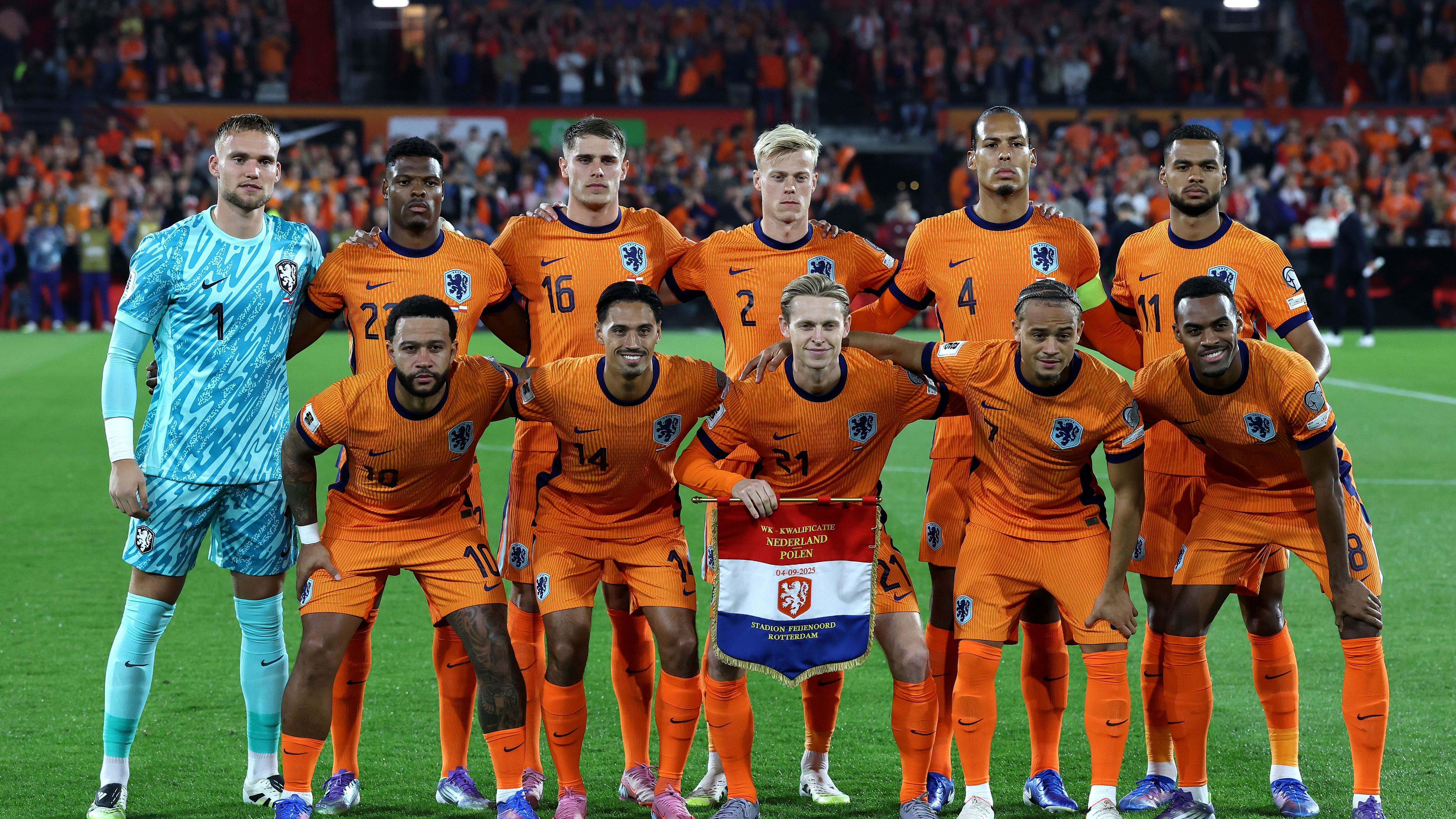 Frenkie de Jong 'not satisfied' with Netherlands collapse as Barcelona midfielder slams second-half performance against Poland