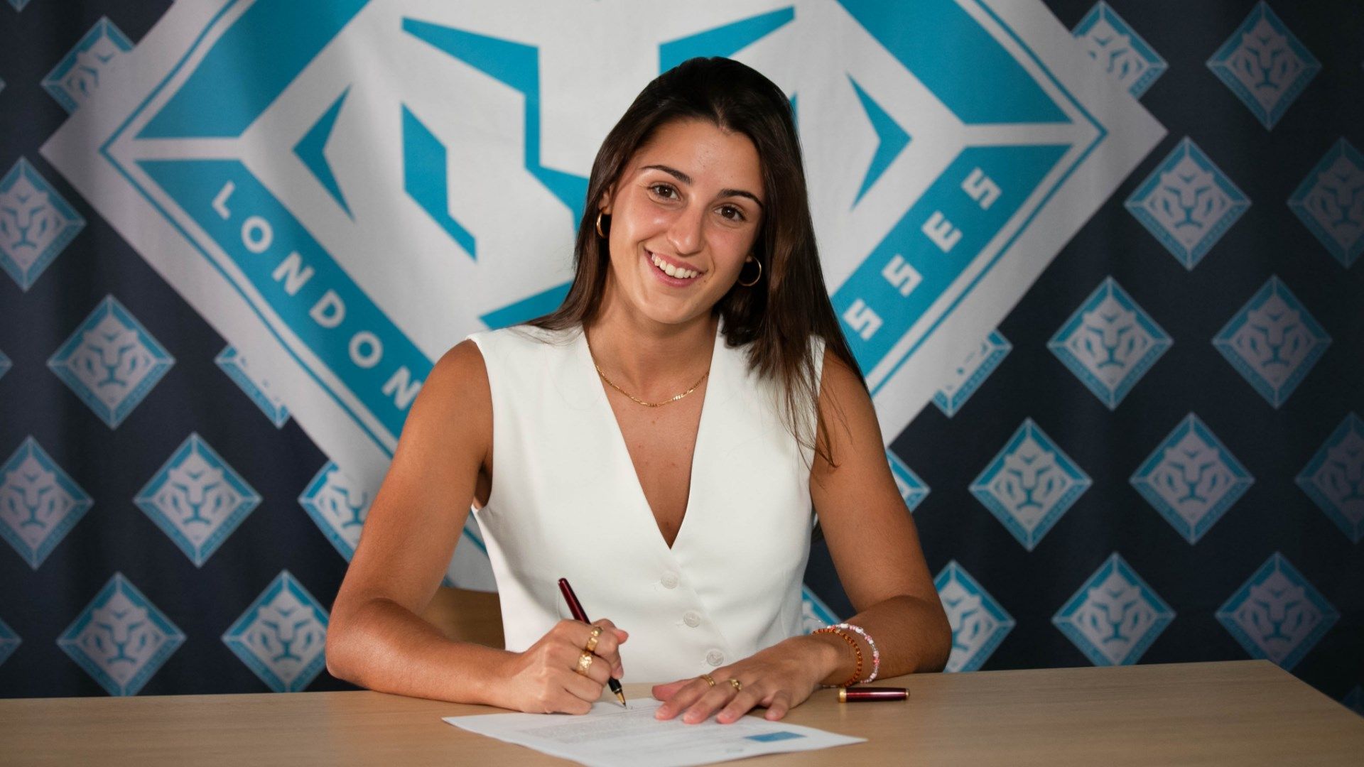 London City Lionesses confirm deadline day signing of PSG midfielder Grace Geyoro in world record £1.4m transfer