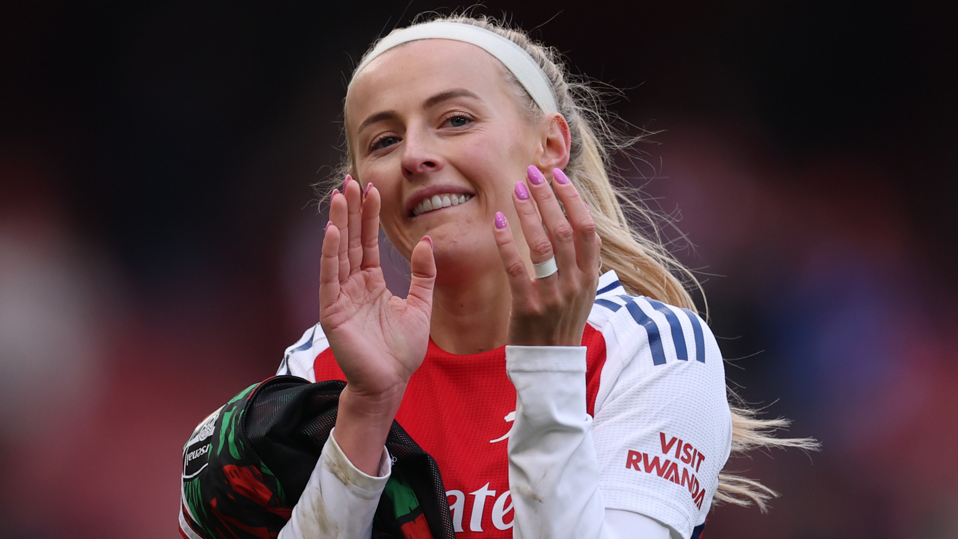 Lucy Bronze's increased competition at Chelsea, Chloe Kelly looking to lock down her Arsenal role & 10 Lionesses talking points heading into the 2025-26 WSL season