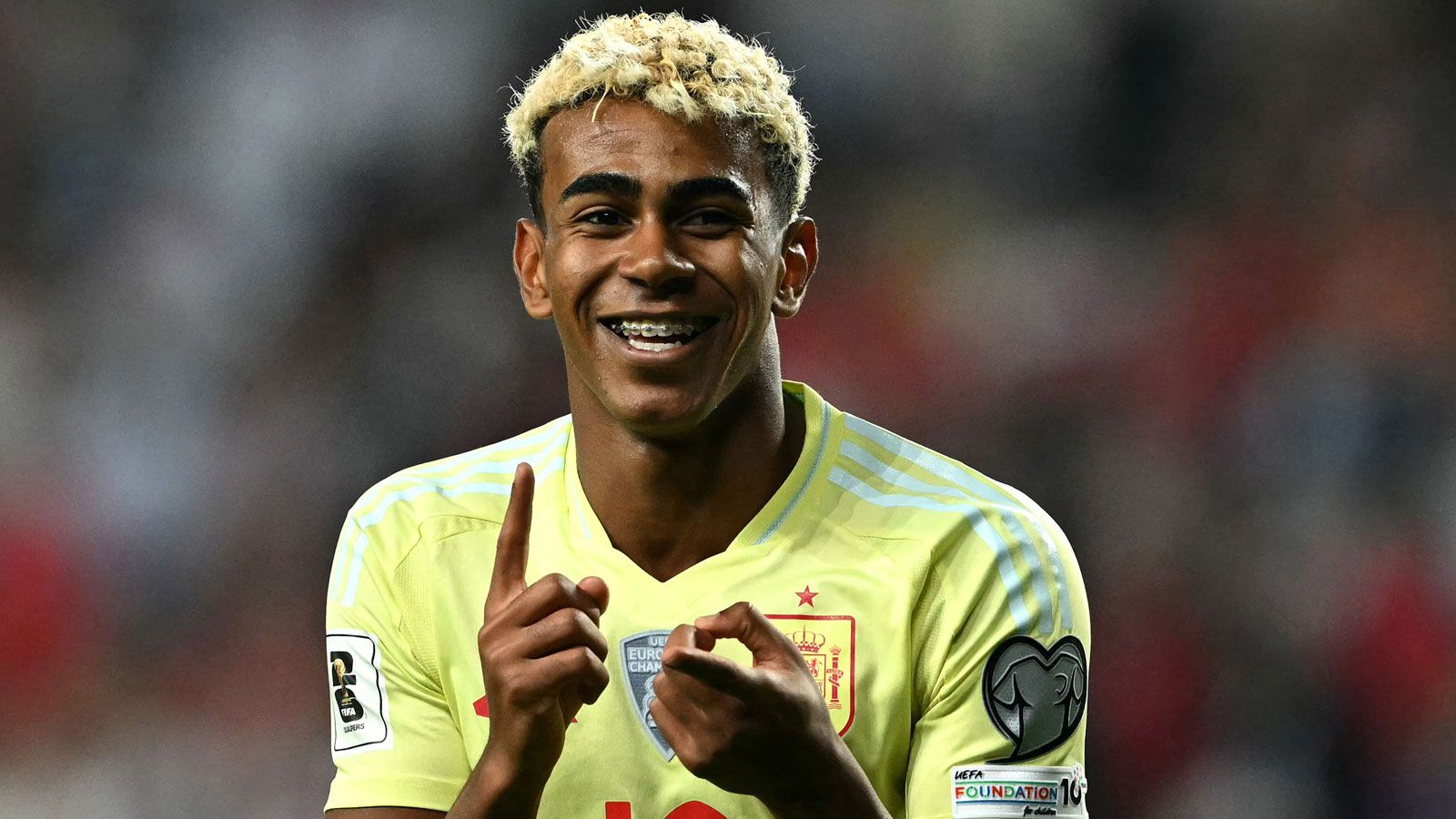 Spain boss 'amazed' by Lamine Yamal and hails Barcelona star's 'impressive maturity'