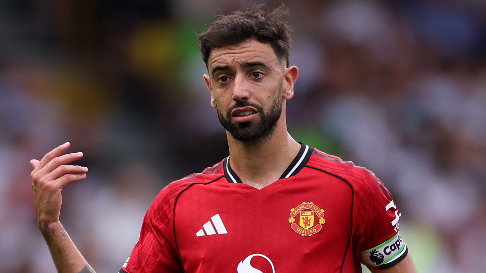 Bruno Fernandes' successor? Man Utd in transfer race with Liverpool for Barcelona wonderkid