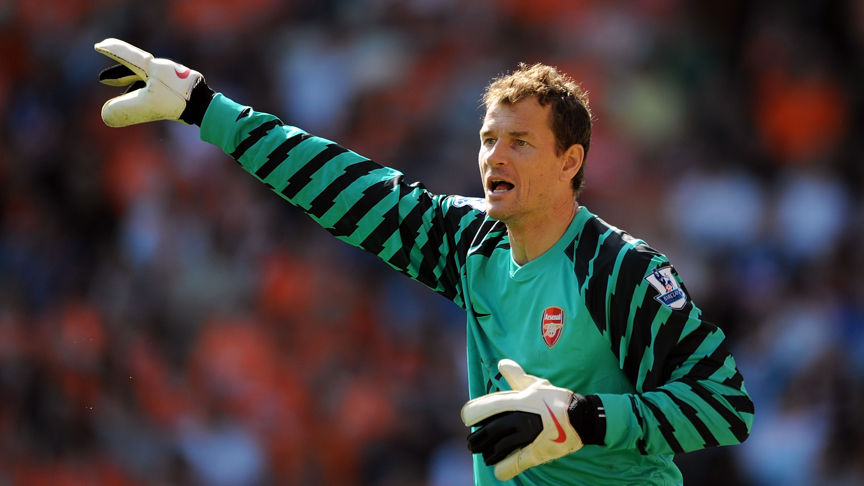 Arsenal legend Jens Lehmann set to complete takeover of German club as ex-goalkeeper has 'very concrete plans' for Bayern Munich local rivals