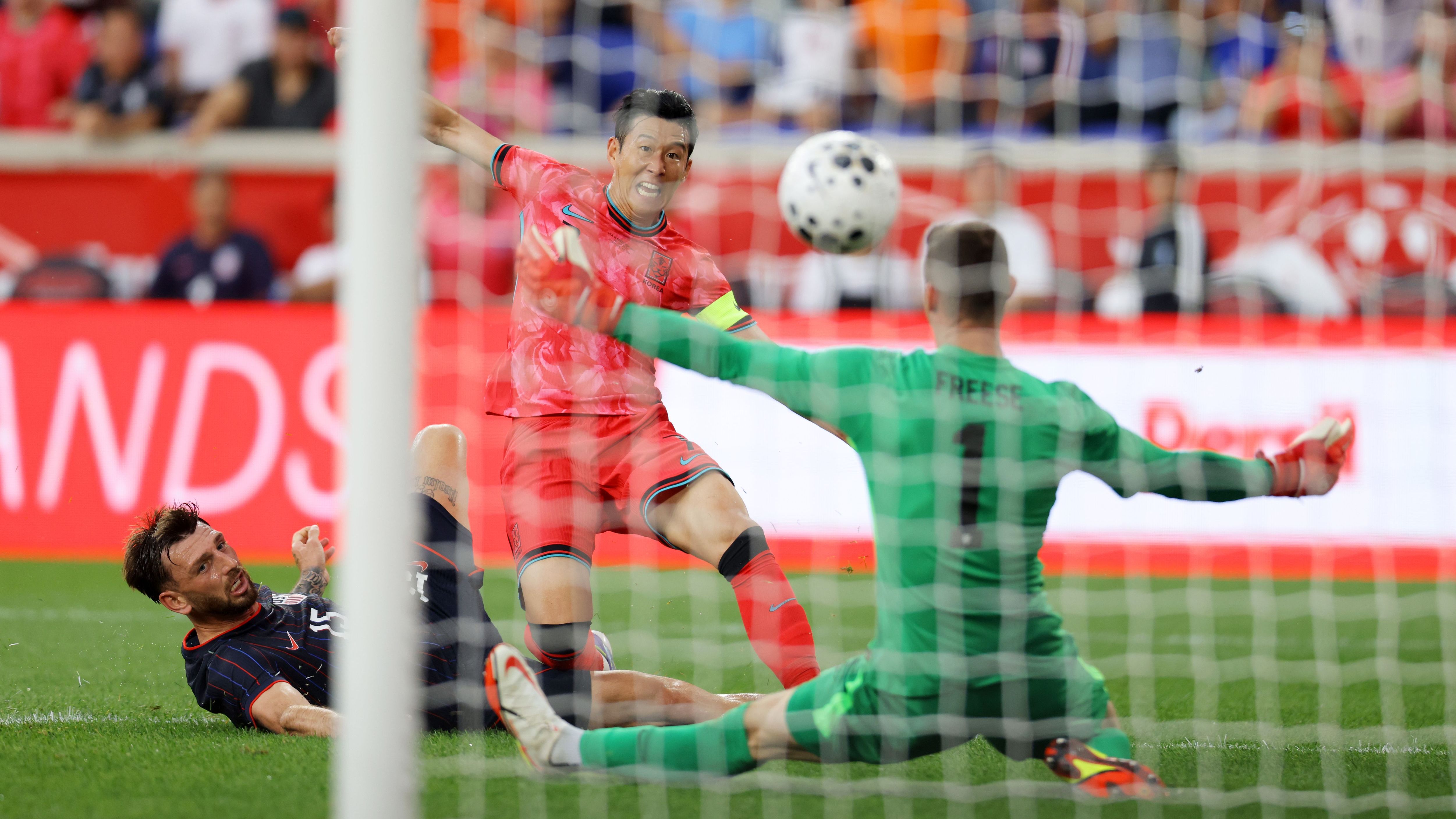 'I'm still not convinced' - Alexi Lalas praises Matt Freese but doubts he'll remain USMNT starting goalkeeper ahead of the 2026 World Cup