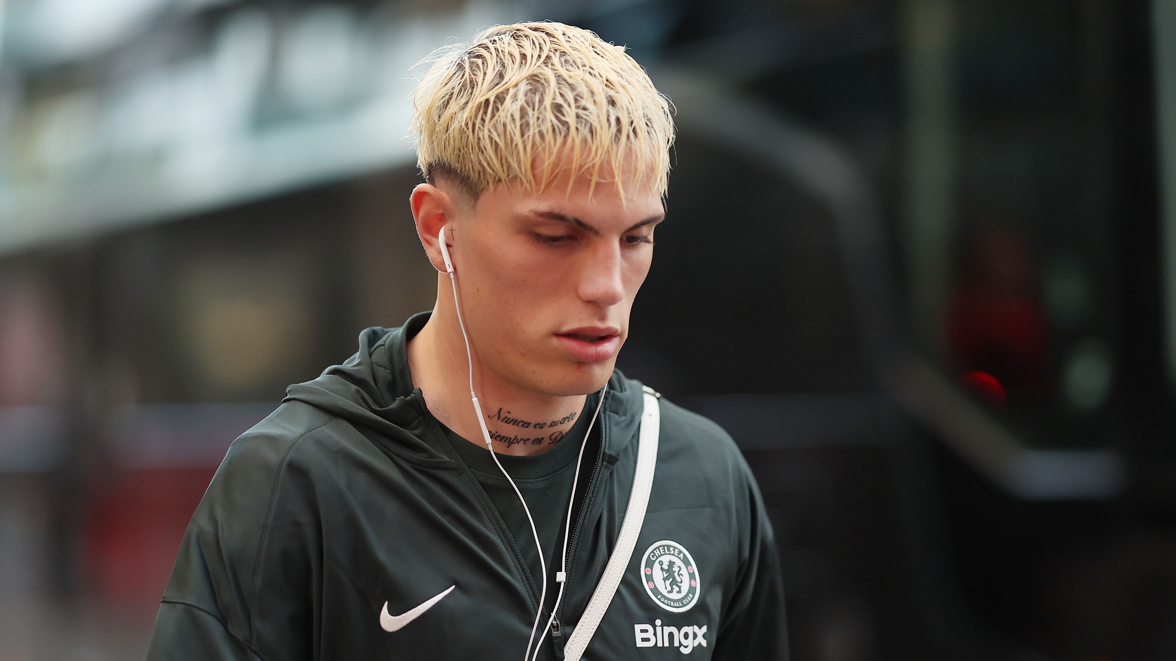 'He falls asleep!' - Alejandro Garnacho slammed for error on Chelsea debut as ex-Man Utd winger loses marker in last-gasp draw with Brentford
