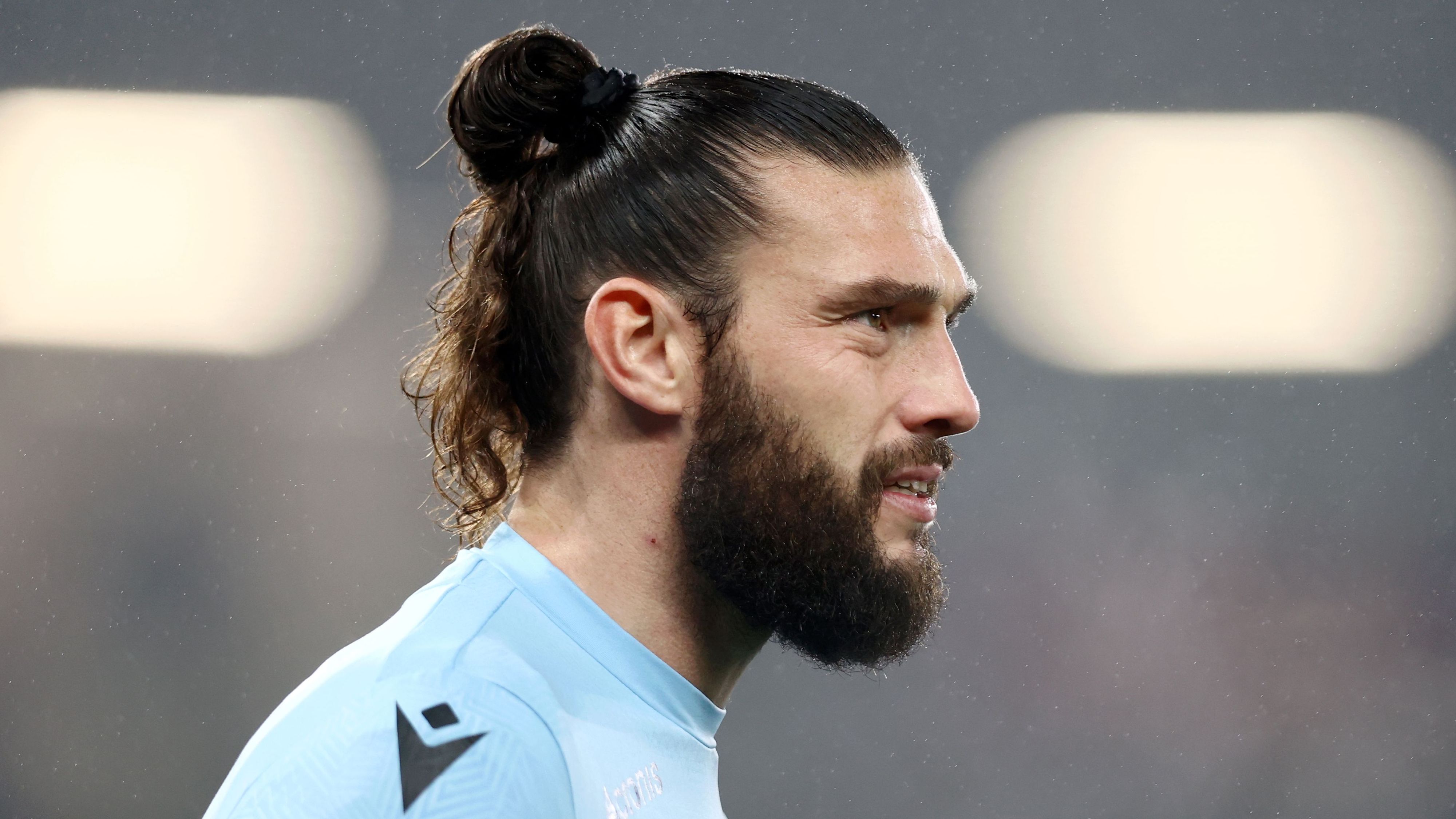 Andy Carroll's nightmare debut! Ex-Liverpool striker SENT OFF on full Dagenham & Redbridge bow in non-league