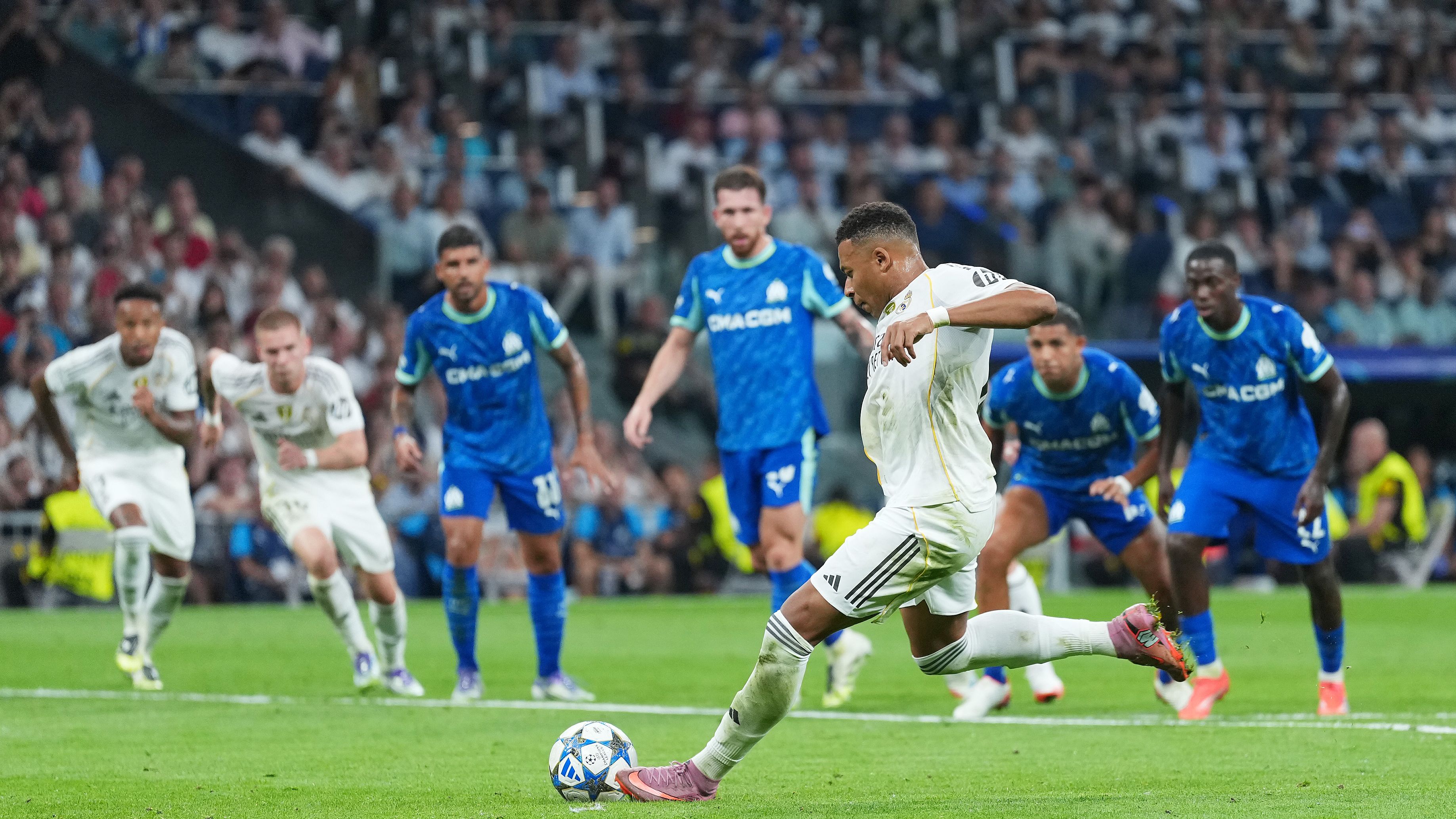 Roberto De Zerbi blasts 'shameful' Real Madrid penalty but admits Dani Carvajal didn't deserve red card for headbutting Marseille goalkeeper