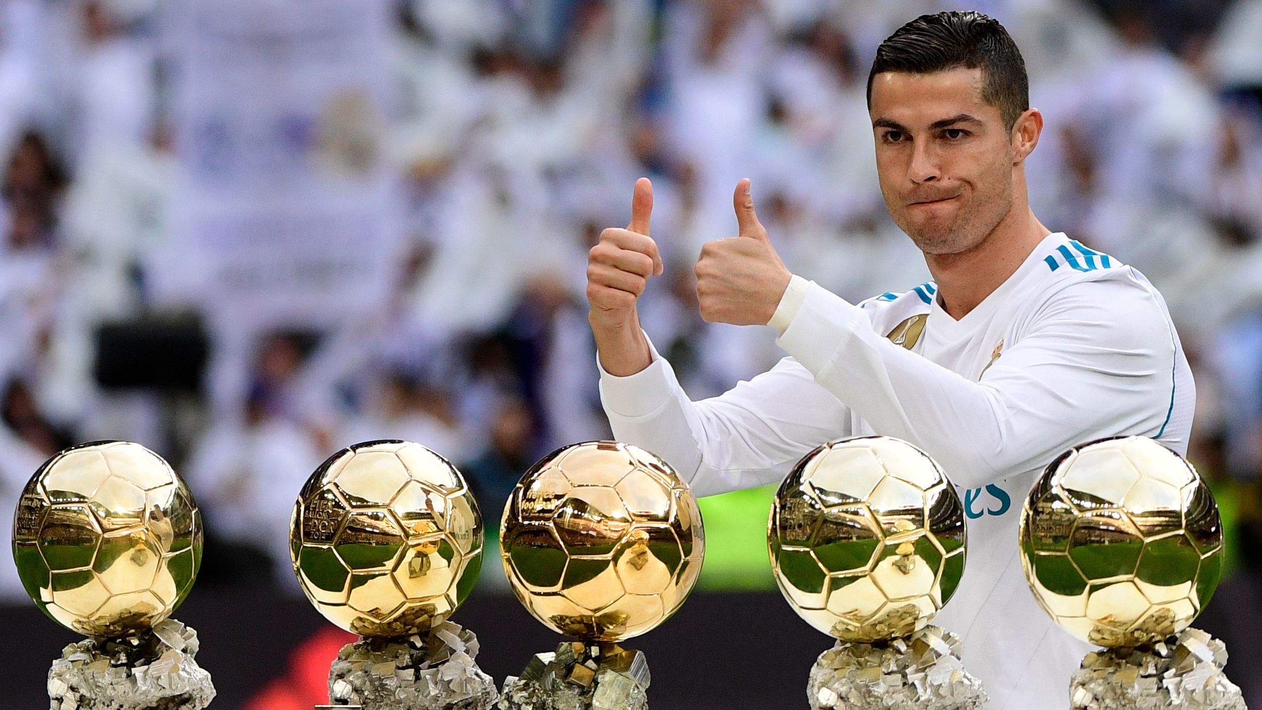 'I've never seen such a hungry young man' - Cristiano Ronaldo proved he wasn't 'exaggerating' with bold claim as Edwin van der Sar reveals talk in star's early Man Utd days