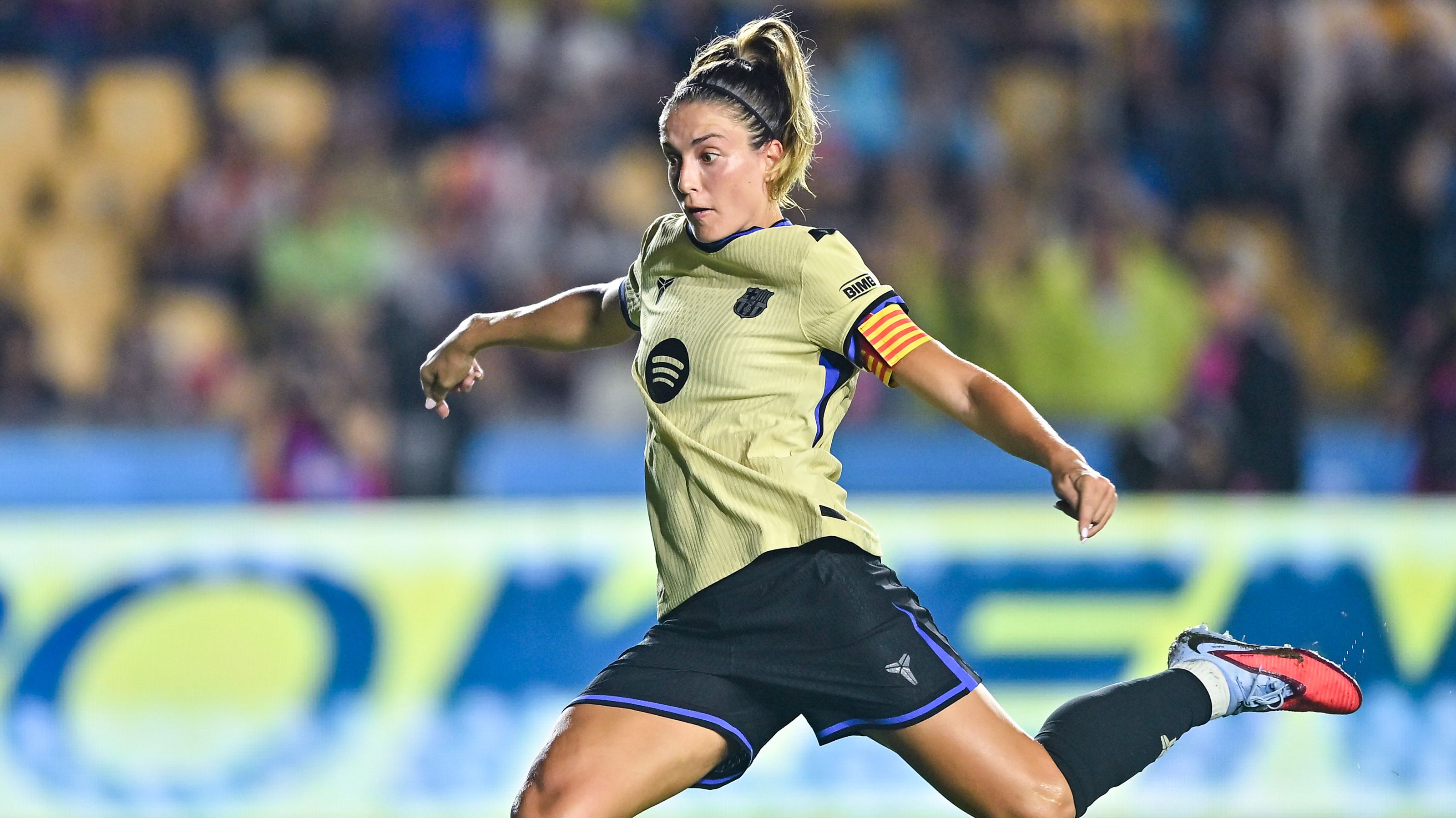 PSG make ambitious contract offer to Barcelona star Alexia Putellas with French giants ready to trigger two-time Ballon d'Or winner's release  clause